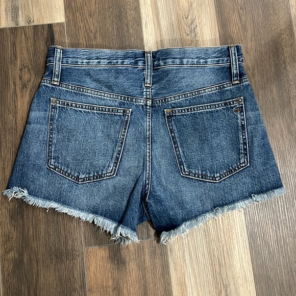 Madewell relaxed denim shorts - Picture 3 of 6